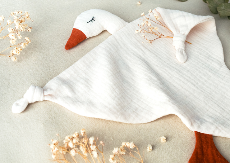 Tutoriel et patron pour coudre un doudou oie